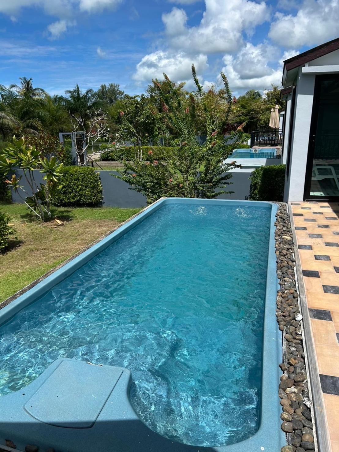The Hip Resort @ Khao Lak Bang Sak Екстериор снимка