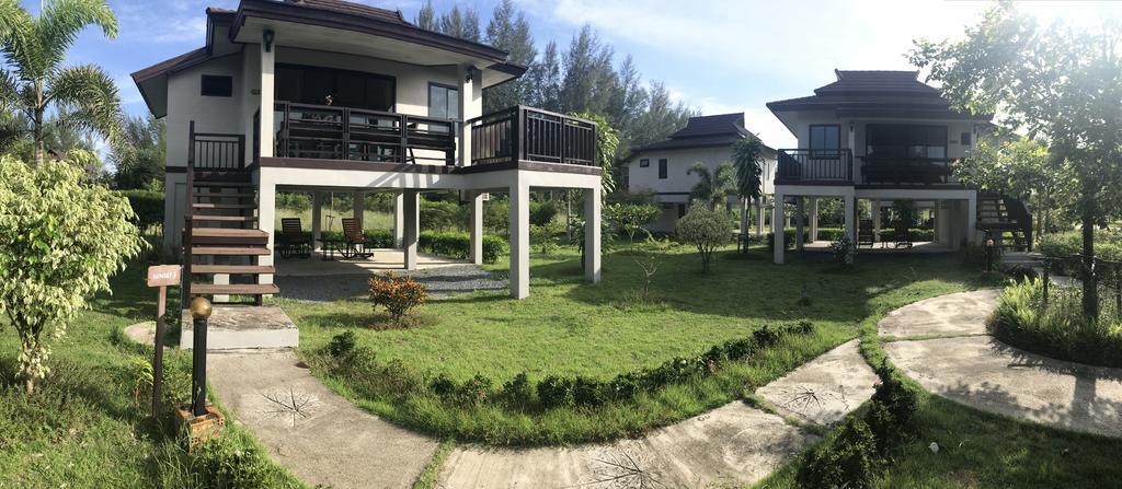 The Hip Resort @ Khao Lak Bang Sak Екстериор снимка